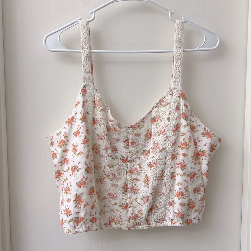 American Eagle Floral Cropped Top